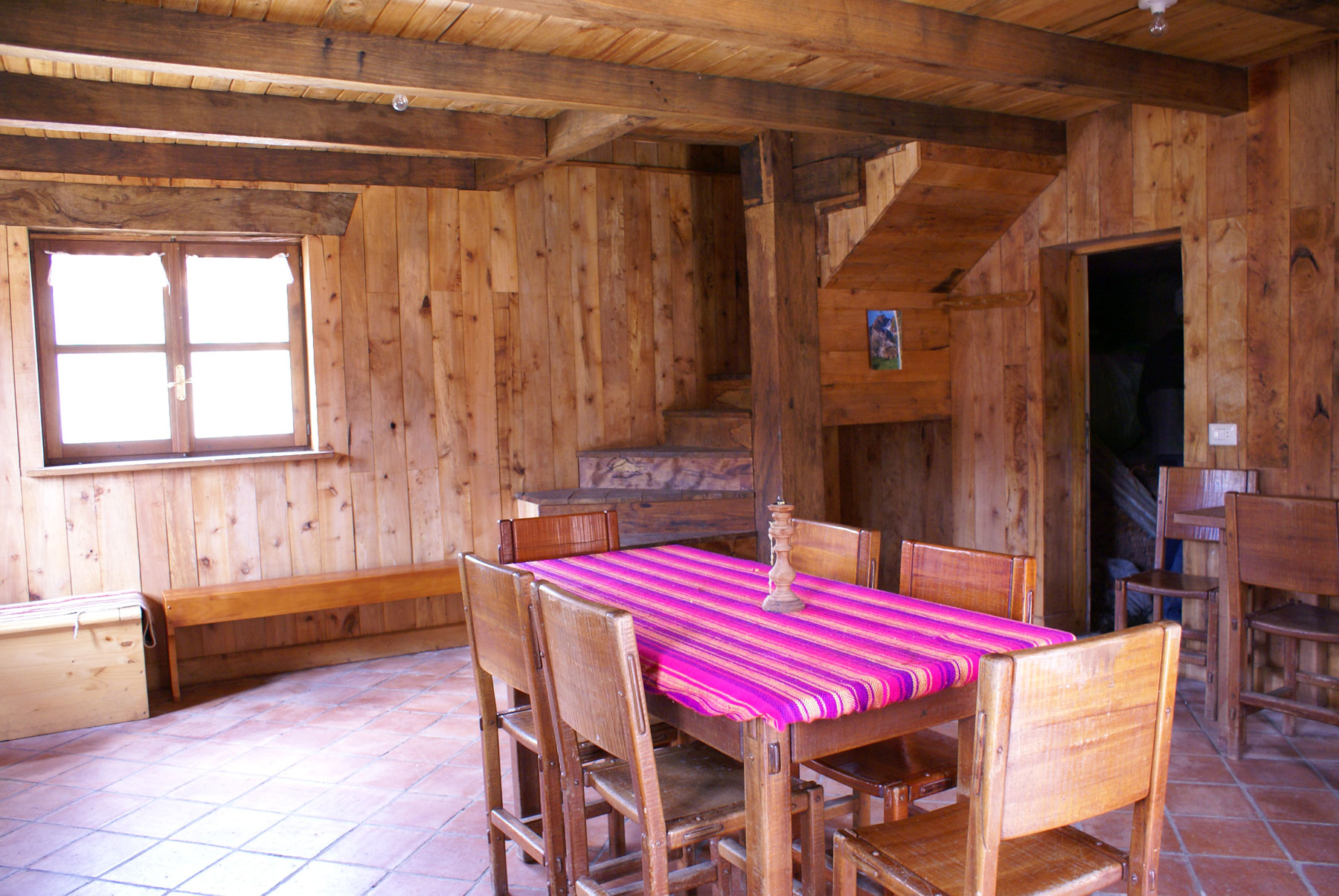chalet_huachucocha_chavin_huantar_huari_peru_andes_hut_cordillera_blanca_1